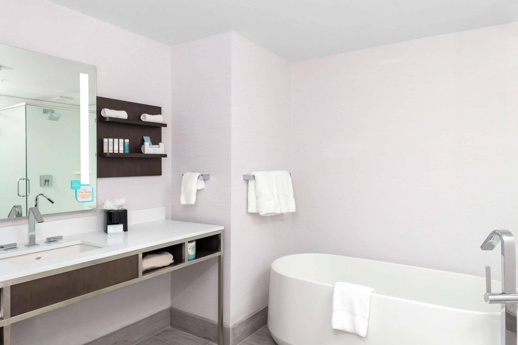 Hilton Garden Inn Denver/Thornton Eksteriør billede